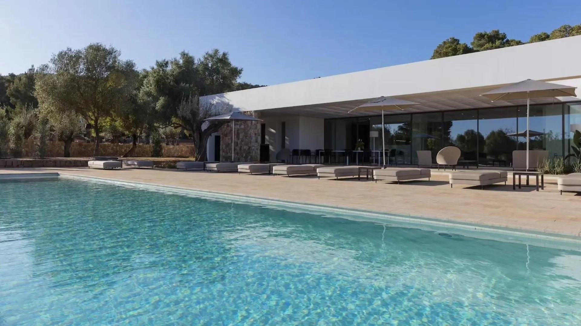 Countryside Villa With Outdoor Space Santa Eularia des Riu Spanje